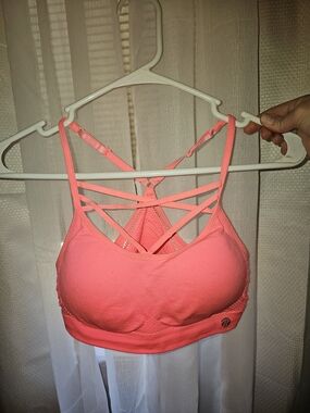 Strappy Seamless Bralette - Coral Pink